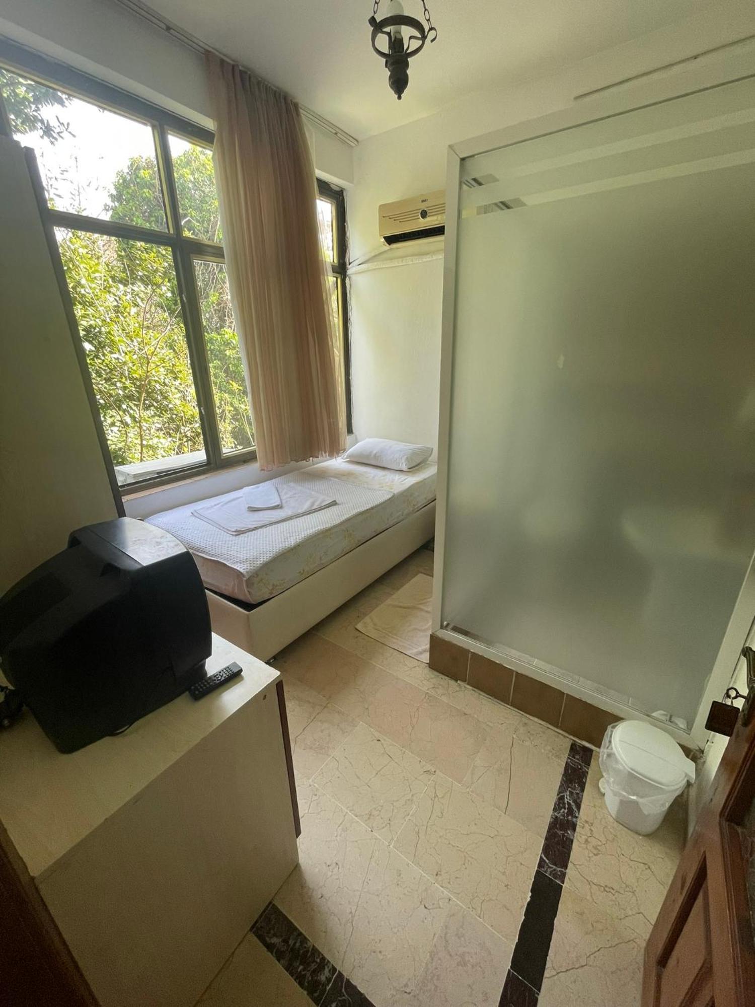 Dedehan Pansiyon Antalya Buitenkant foto